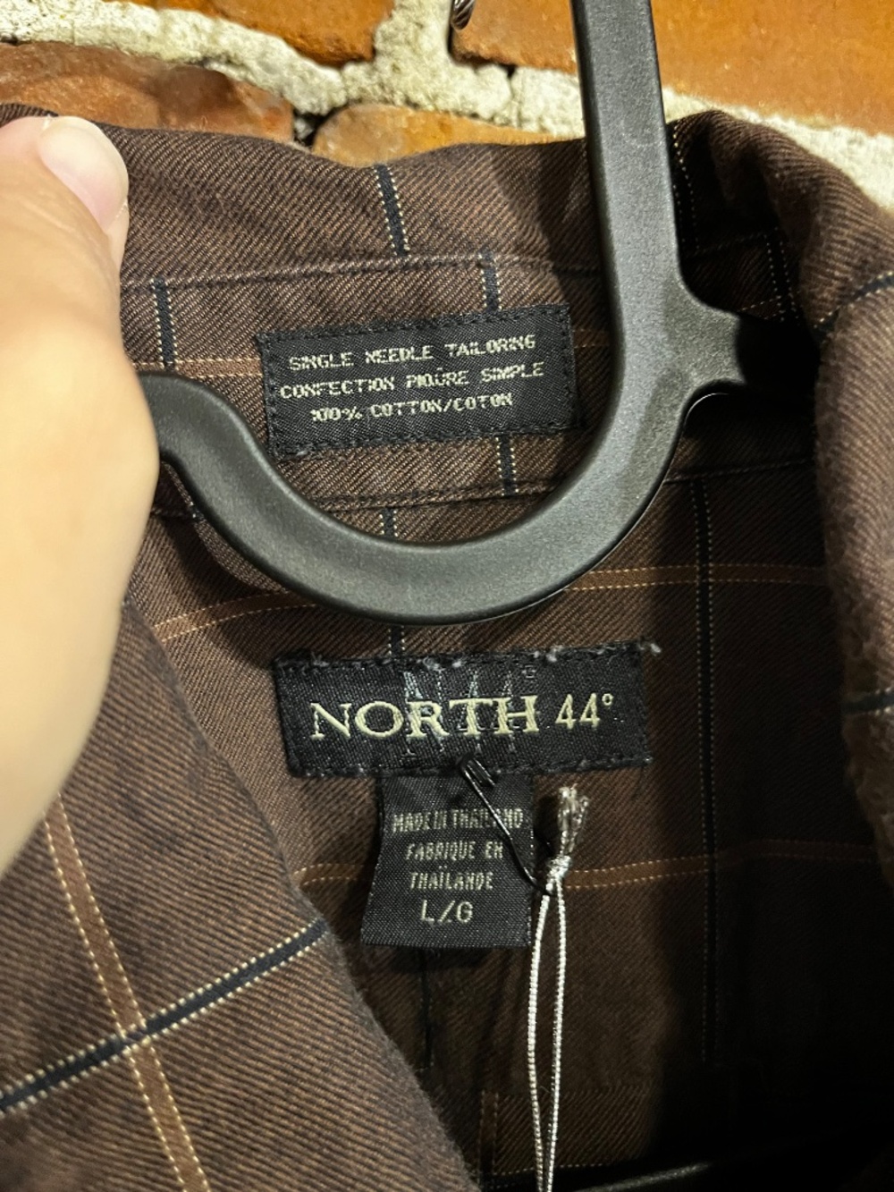 Vitnage North 44 Brown Plaid Button Up Shirt - Picture 3 of 4